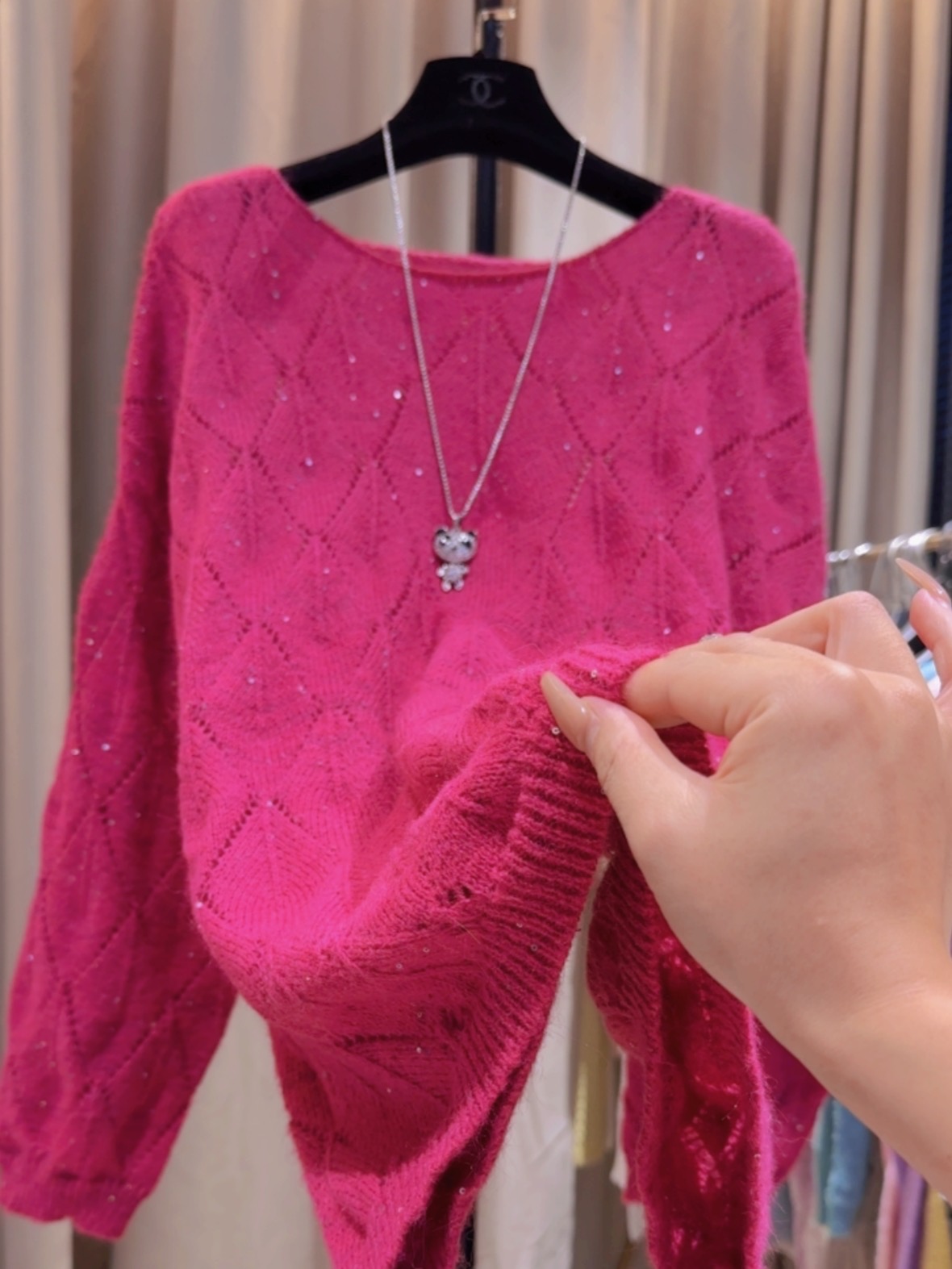  秋冬玫红色韩系设计慵懒感修身毛衣别致时尚（潇潇）