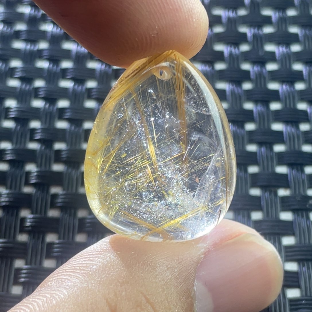 水晶吊坠未镶嵌胜*者