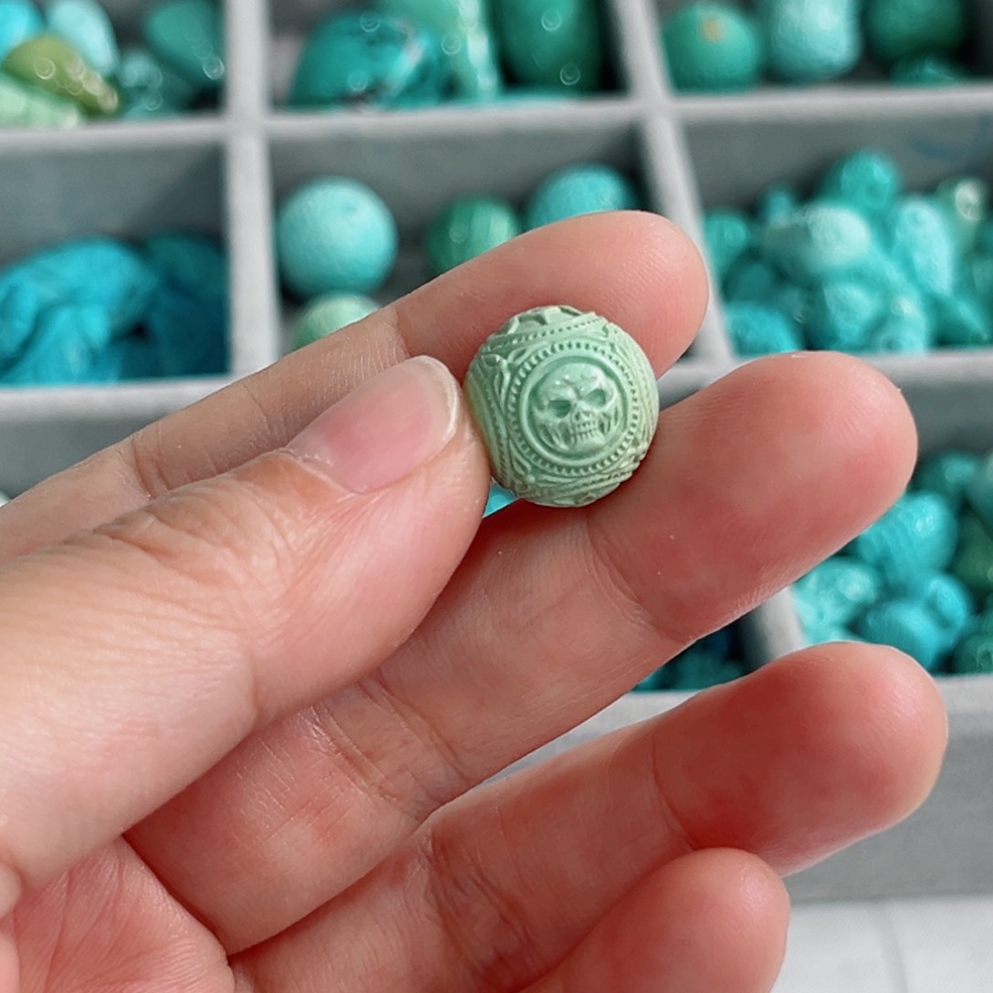 未镶嵌绿松石珠宝奇石