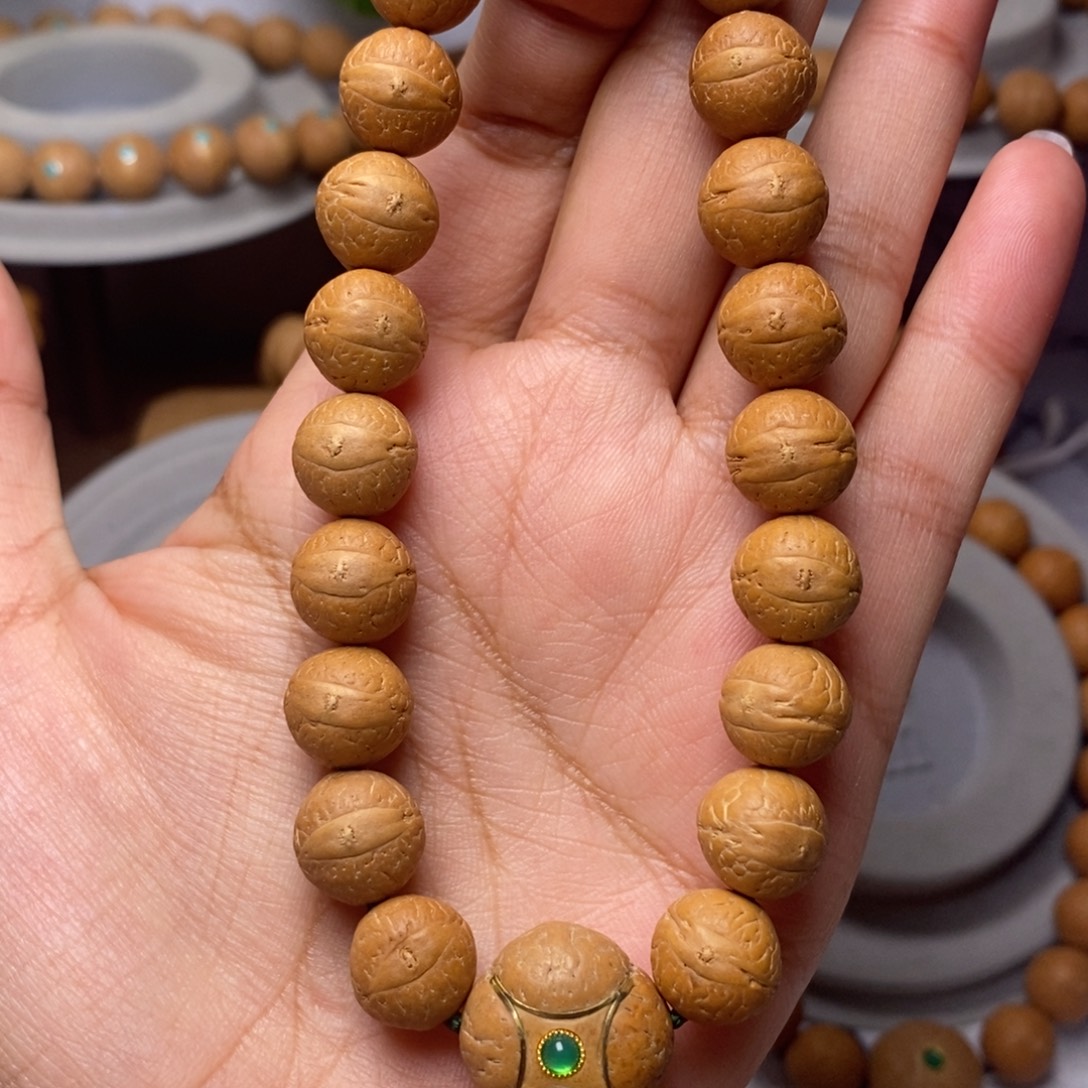 王***蕾凤眼菩提吊坠手串