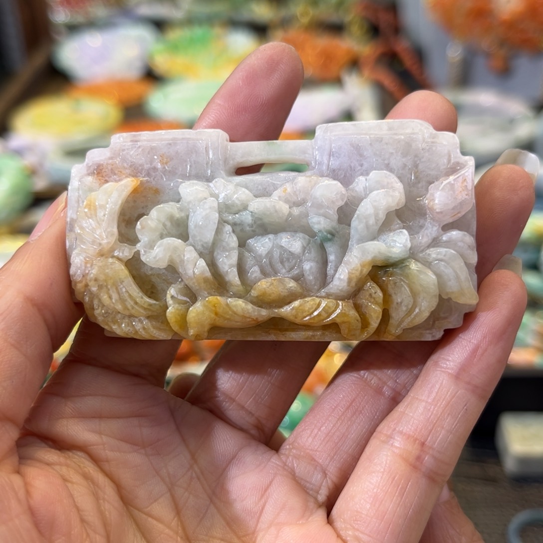 翡翠颈饰未镶嵌待编款