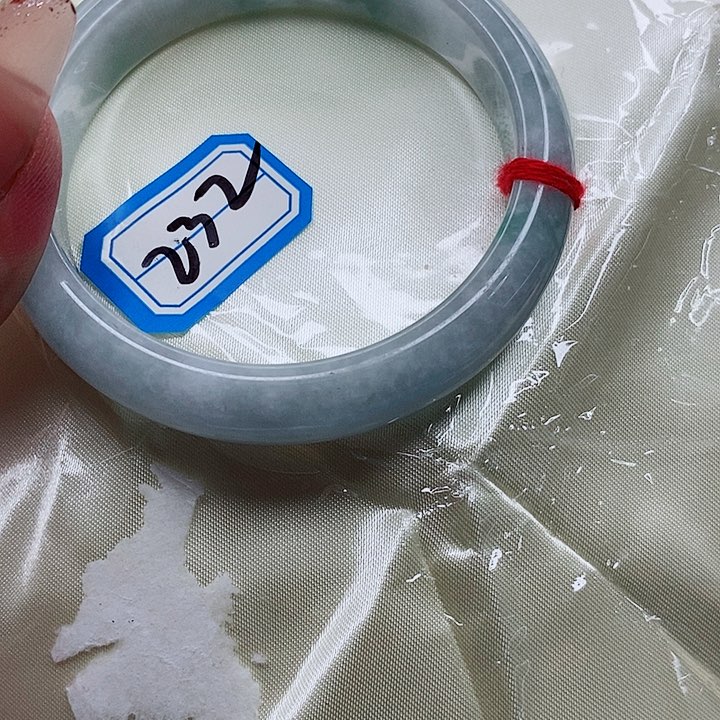 翡翠手镯（圆镯）未镶嵌