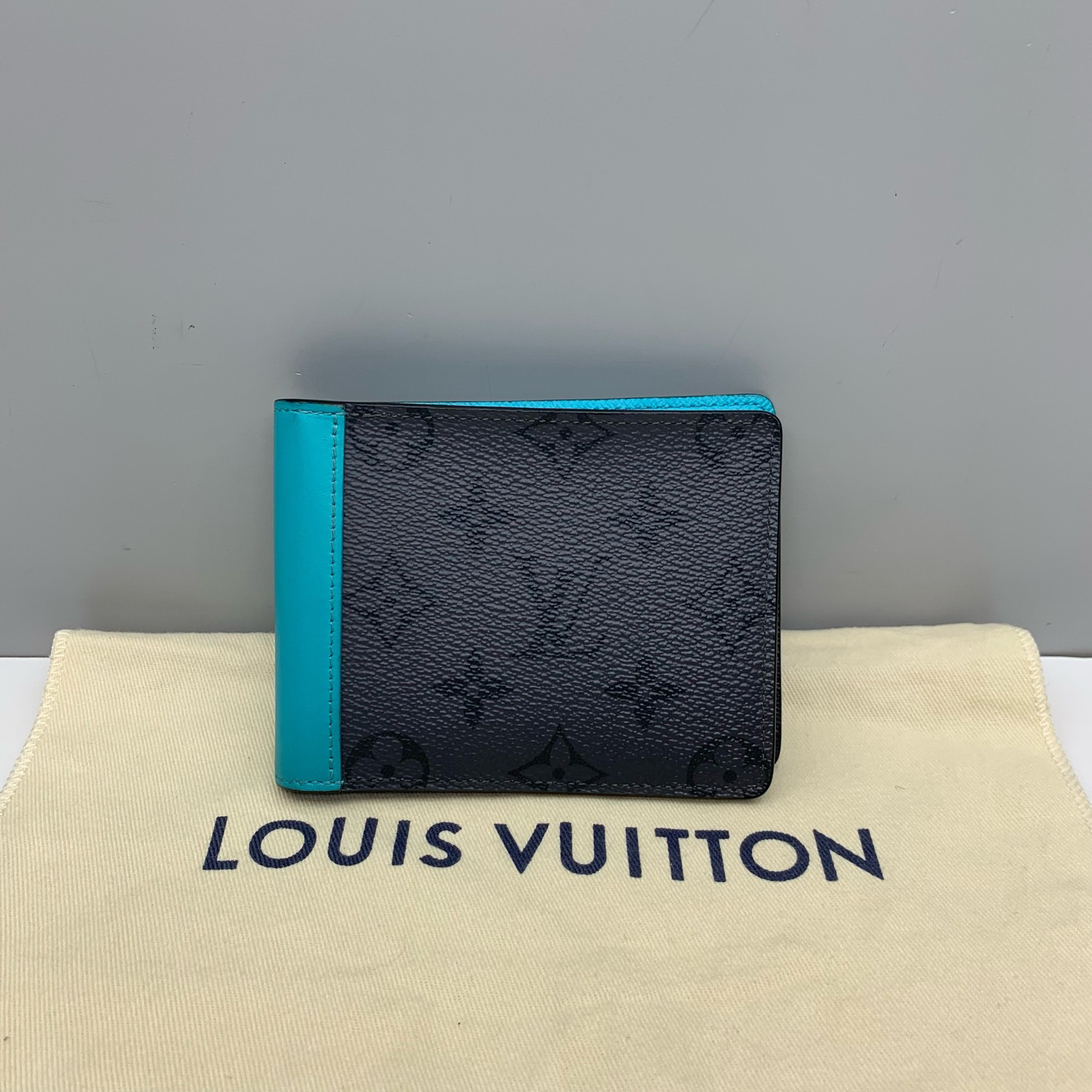 99新 LouisVuitton/路易威登 98新限量款黑武士拼蓝色5785男钱包
