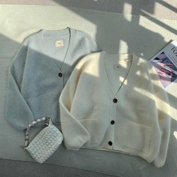 ［巧巧定制］新款韩版百搭修身显瘦时尚V领三粒扣针织长袖开衫 6958