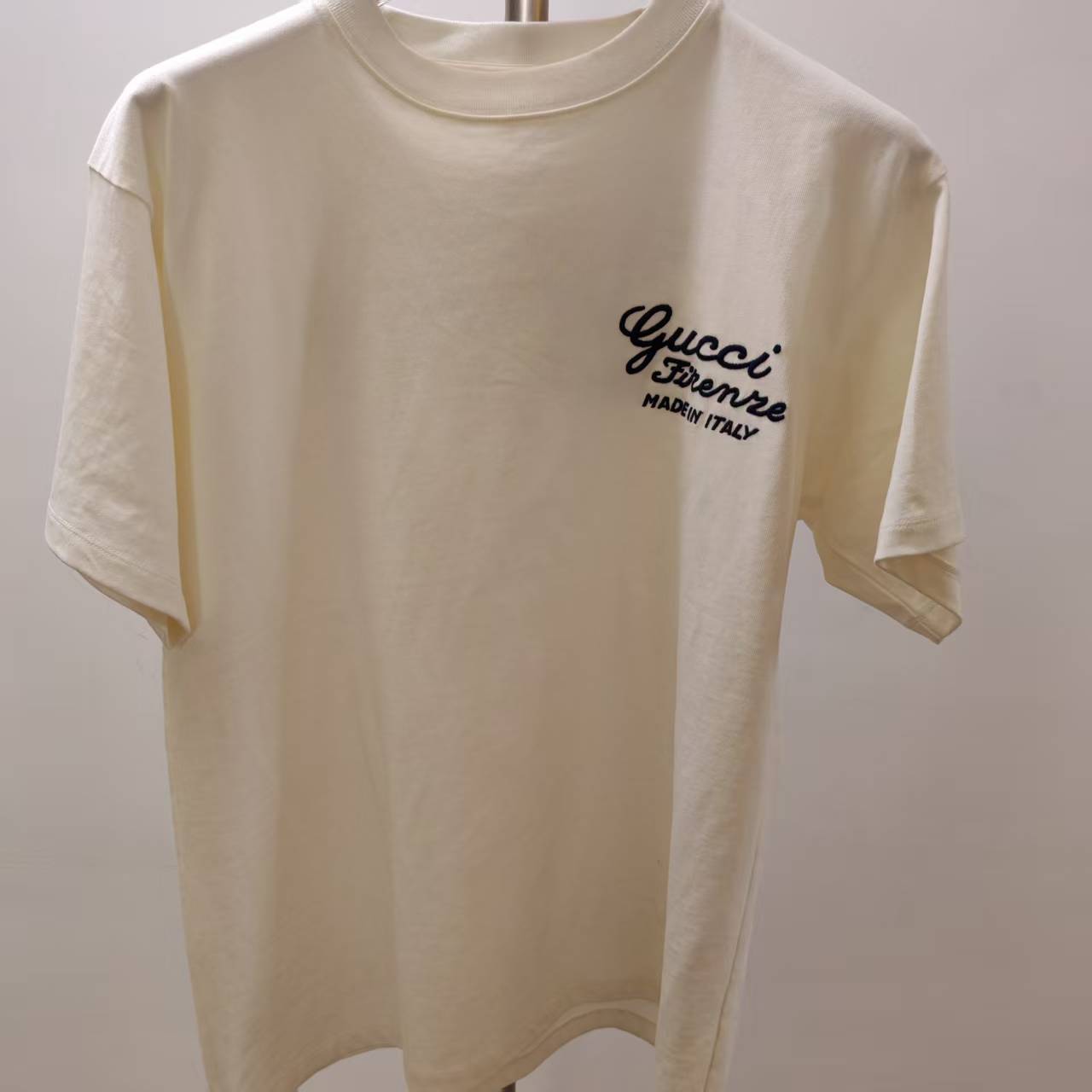 99新 GUCCI/古驰 刺绣签名T恤 043