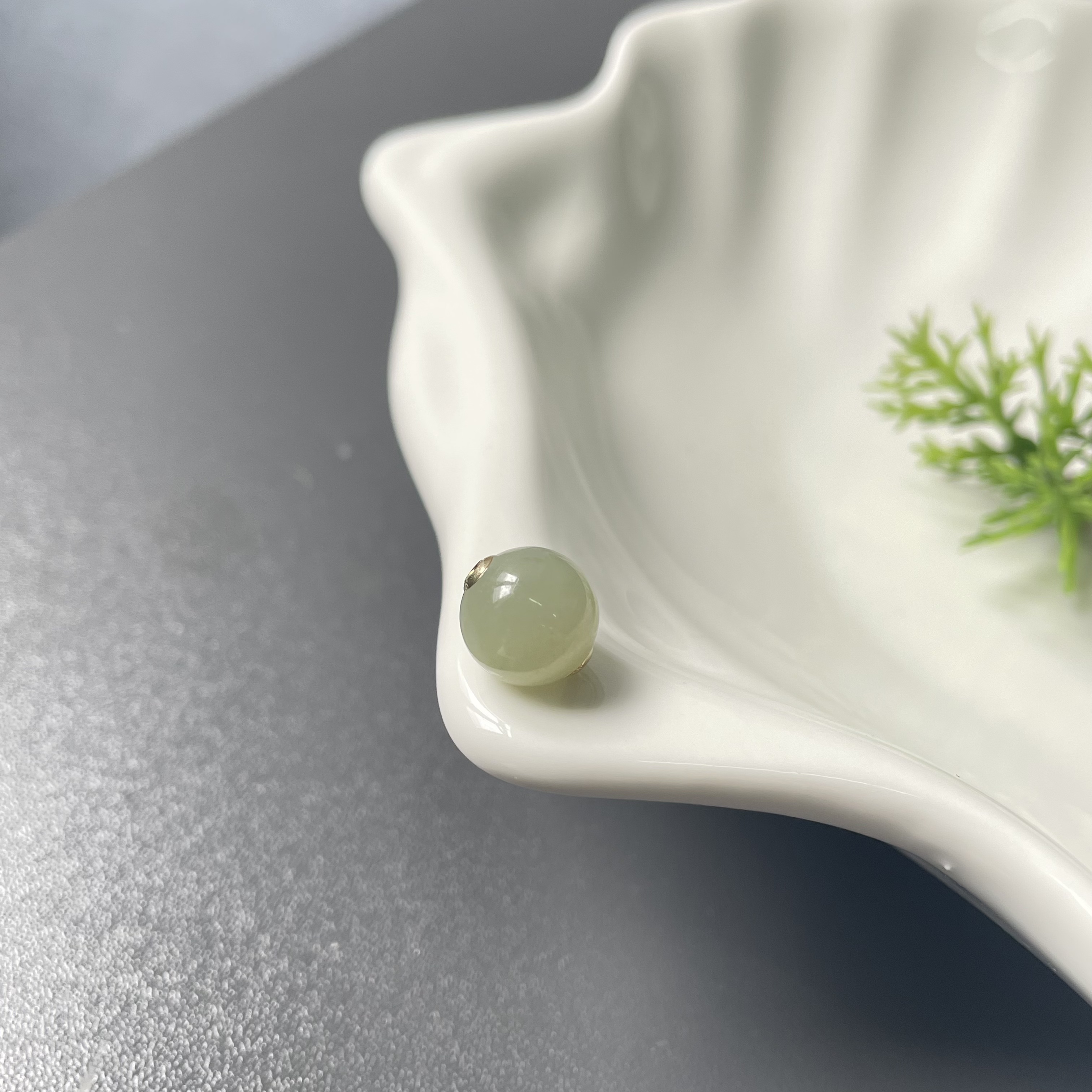 和田玉路路通18K金约10mm