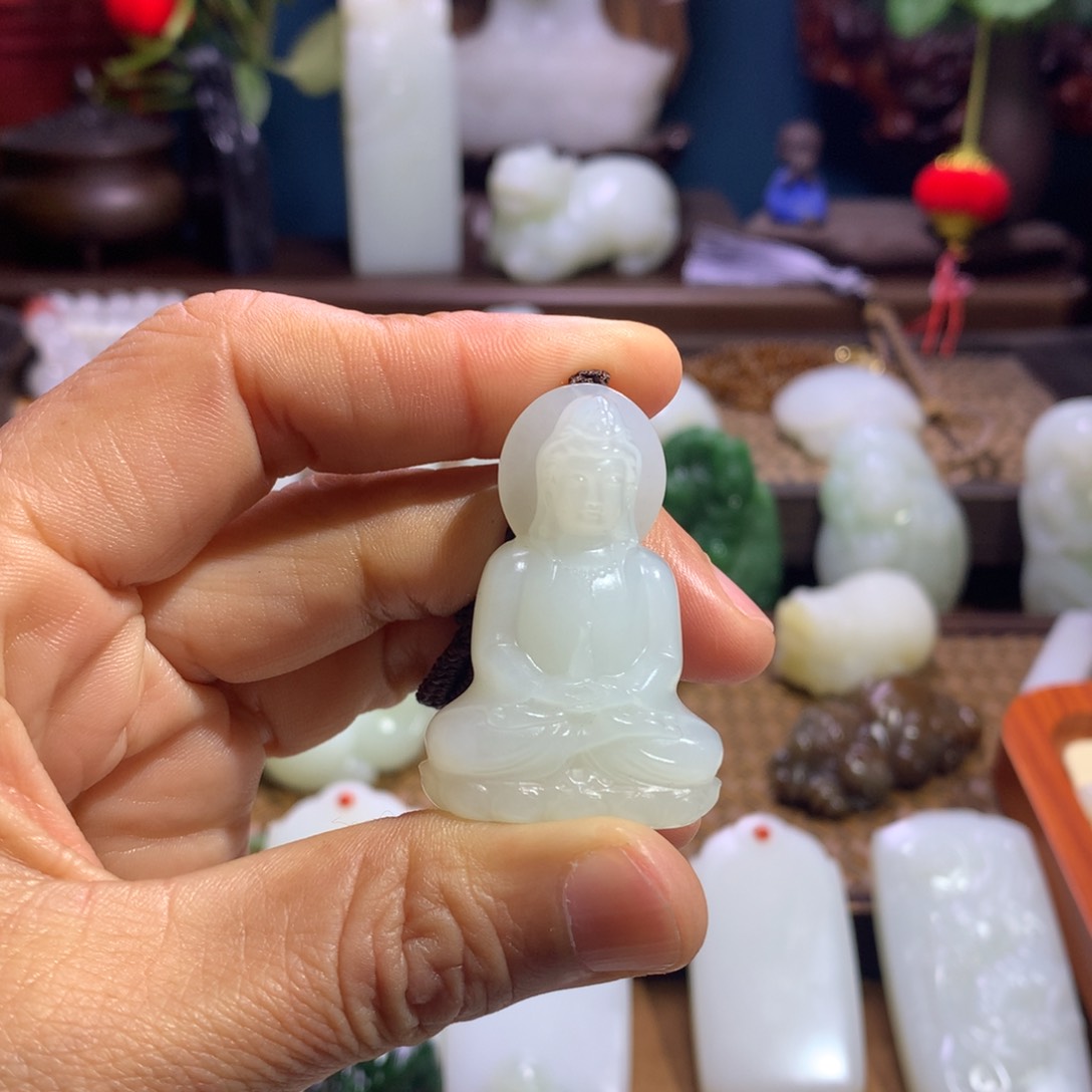 和田玉颈饰未镶嵌