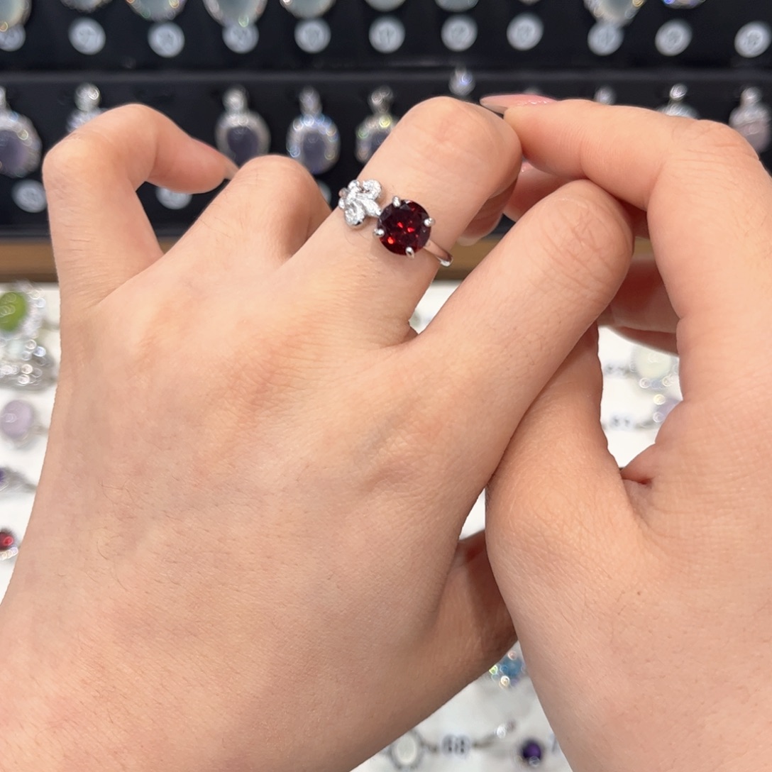 星***意水晶戒指银S925镶嵌