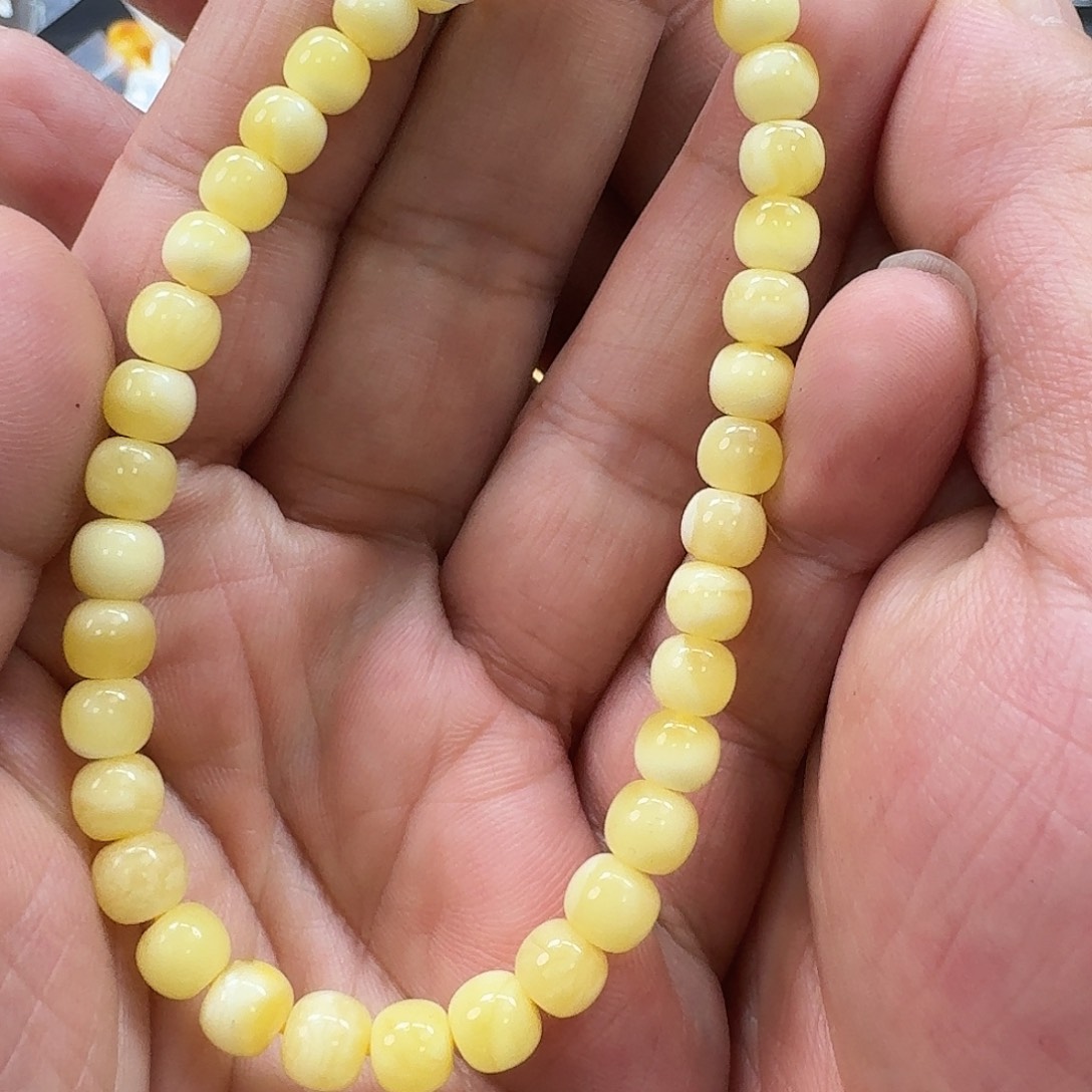 琥珀未镶嵌珠宝奇石97