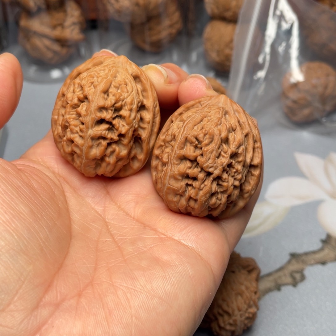 【闪购商品】文玩核桃吊坠凤凰台………