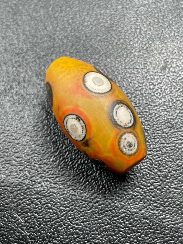 战国红玛瑙红黄料精品天眼天珠尺寸55/25mm哑光 无孔