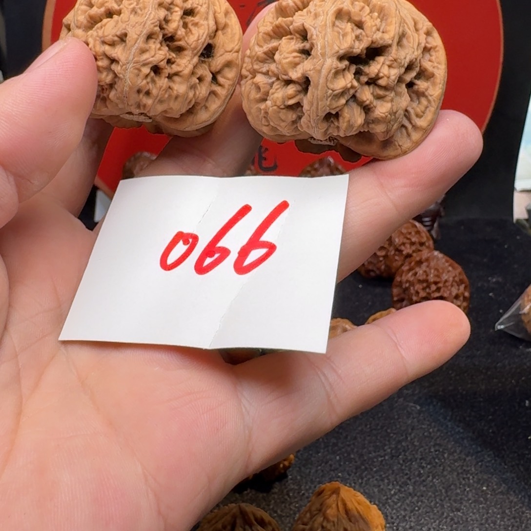 文玩核桃把件45全品大粗筋