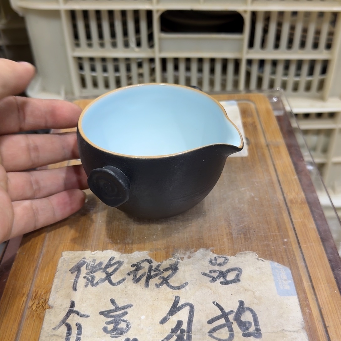 微瑕疵介意勿拍陶瓷器皿A462
