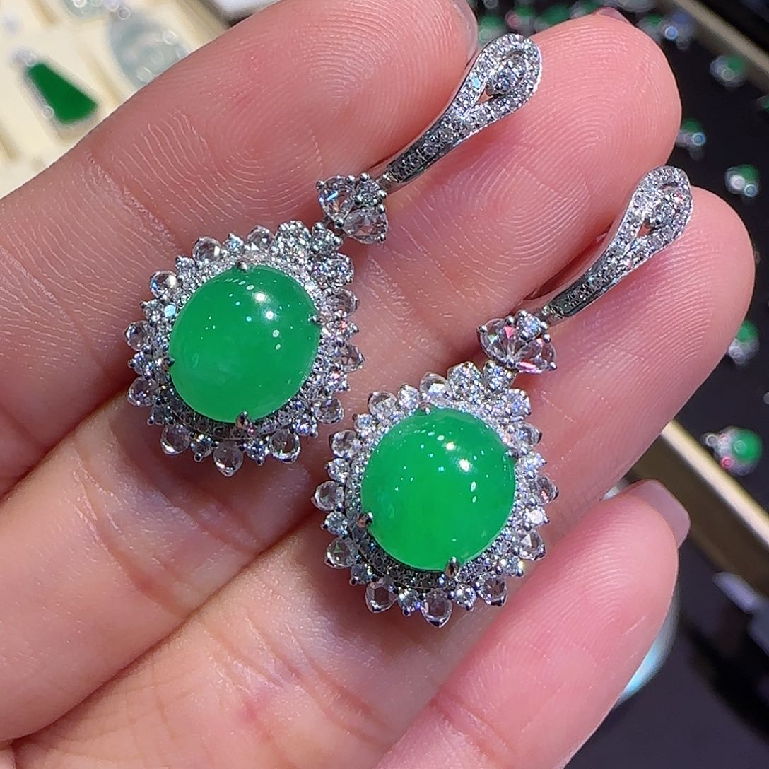 翡翠耳坠18K金镶嵌耳坠