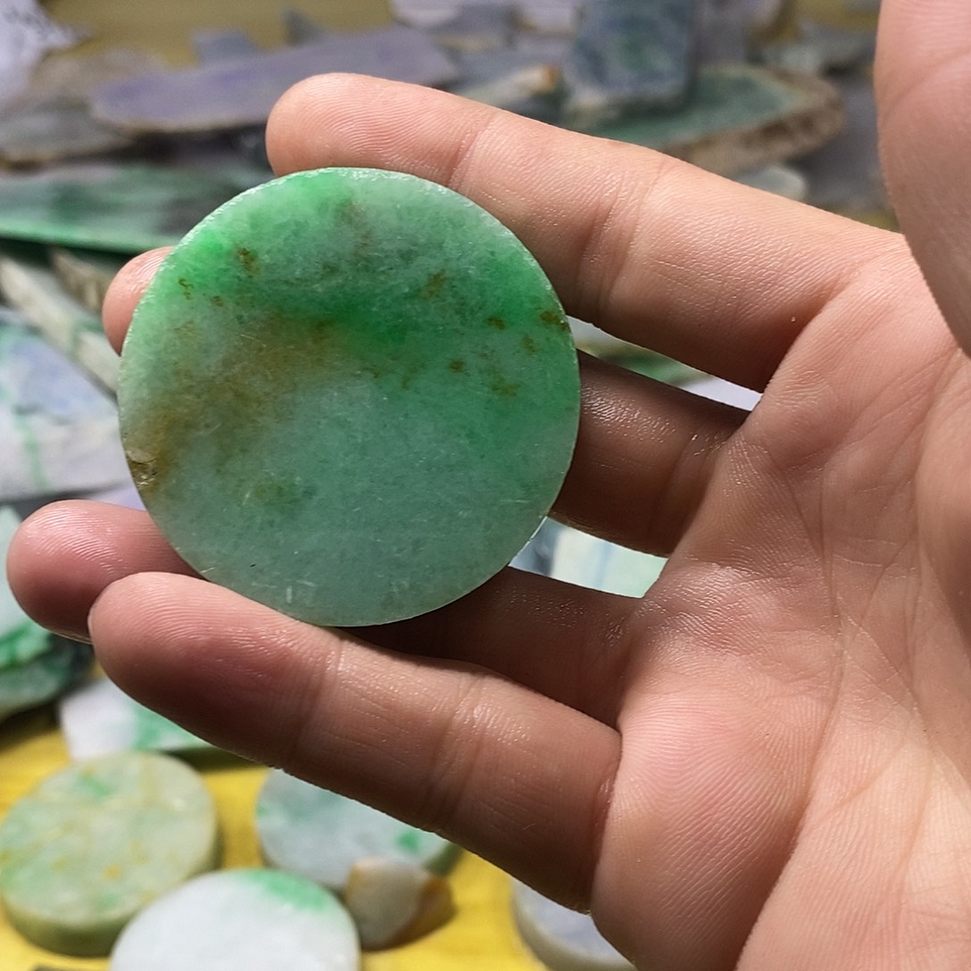 翡翠散珠天然缅甸