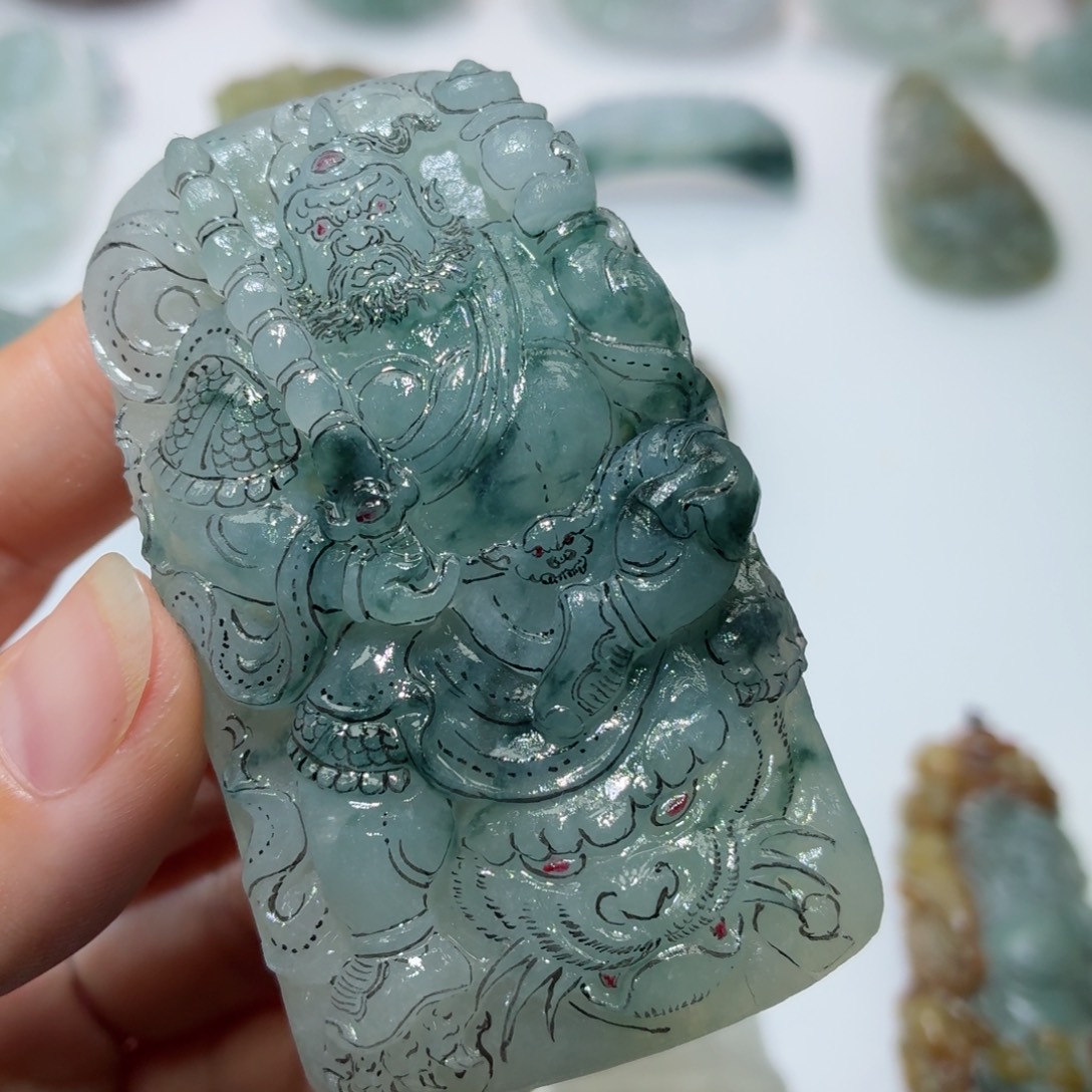 大****定制翡翠未镶嵌毛货