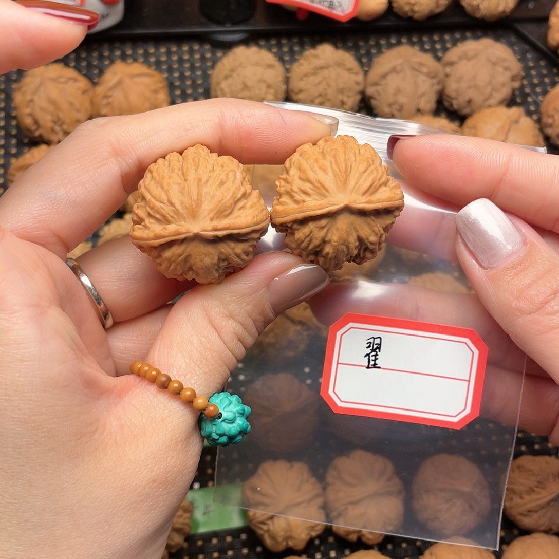 文玩核桃吊坠翟31尺全品粗筋磨盘