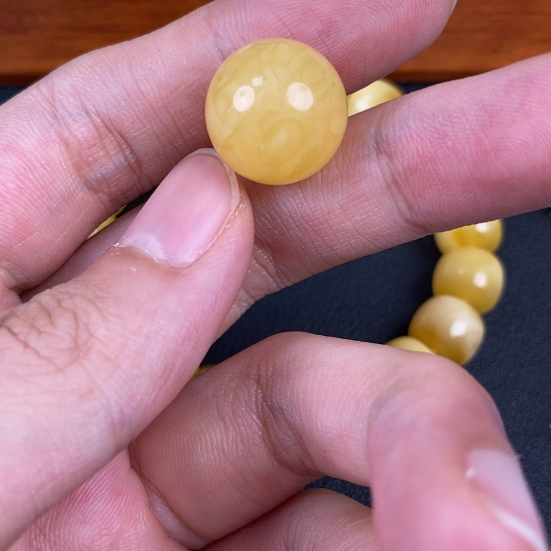 琥珀未镶嵌裸石微瑕56