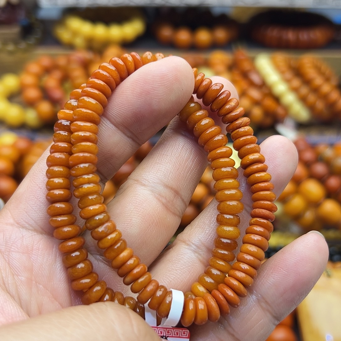 琥珀未镶嵌珠宝奇石多样性发其一