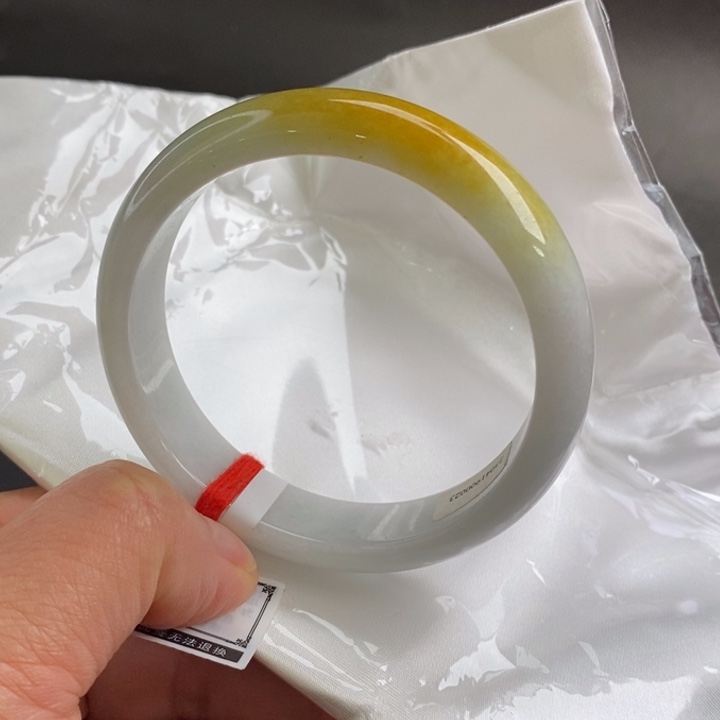 翡翠手镯未镶嵌59.5圈