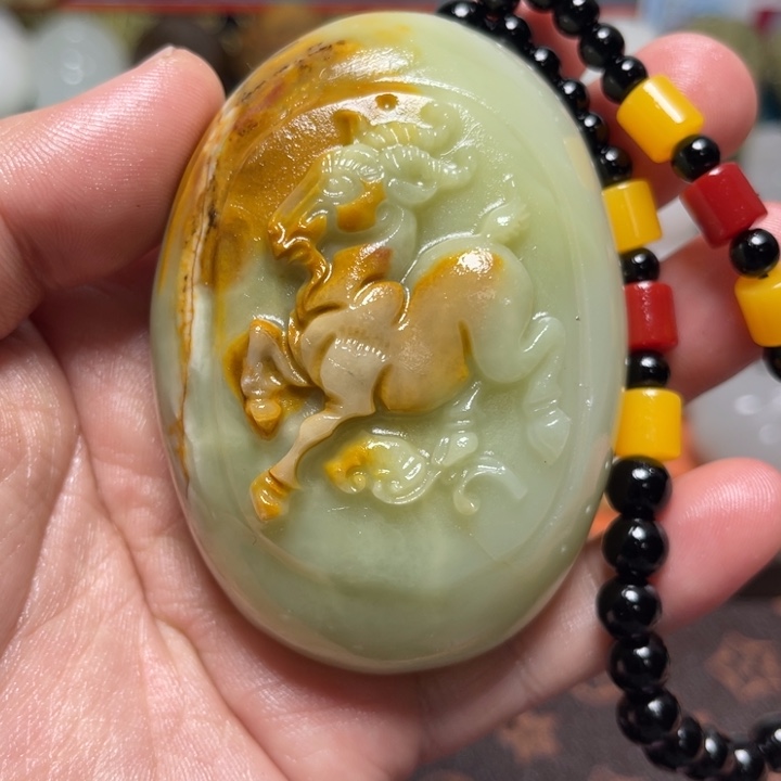 石材天然方解石手把件不退换