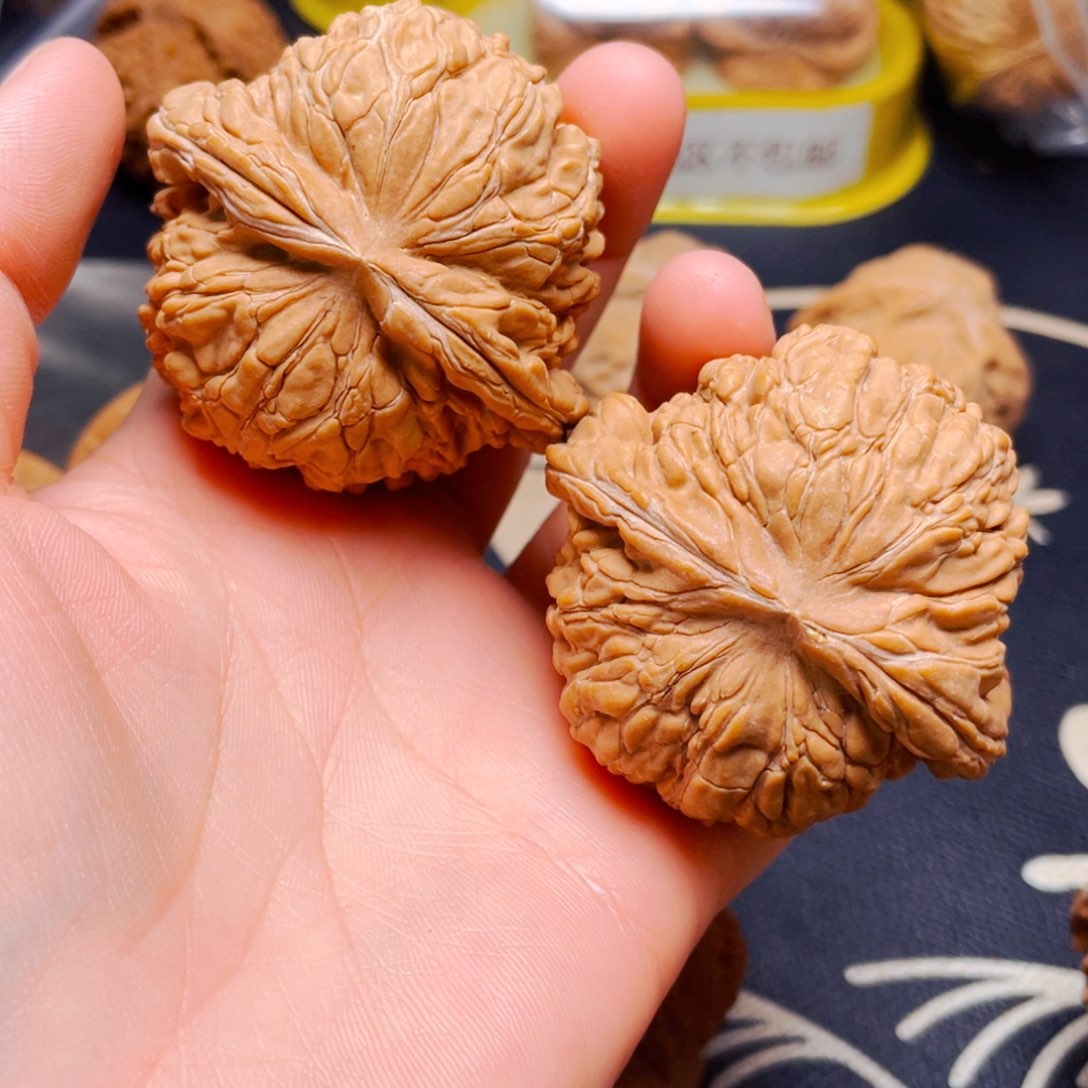 吊坠文玩核桃华坤龙