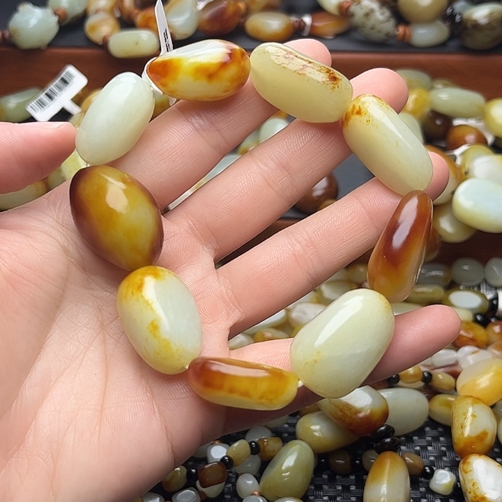 未镶嵌和田玉手链