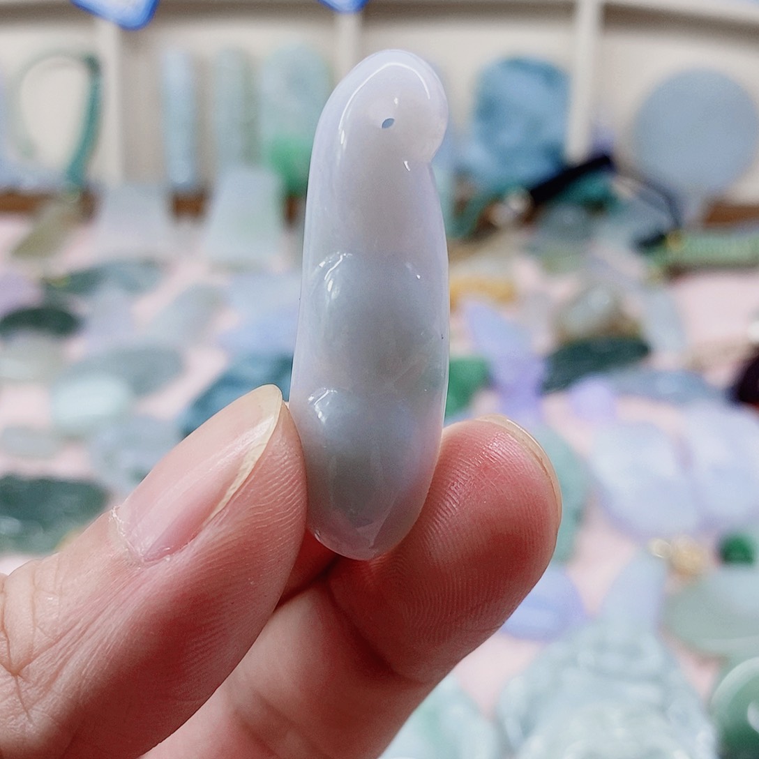 颈饰未镶嵌翡翠天然