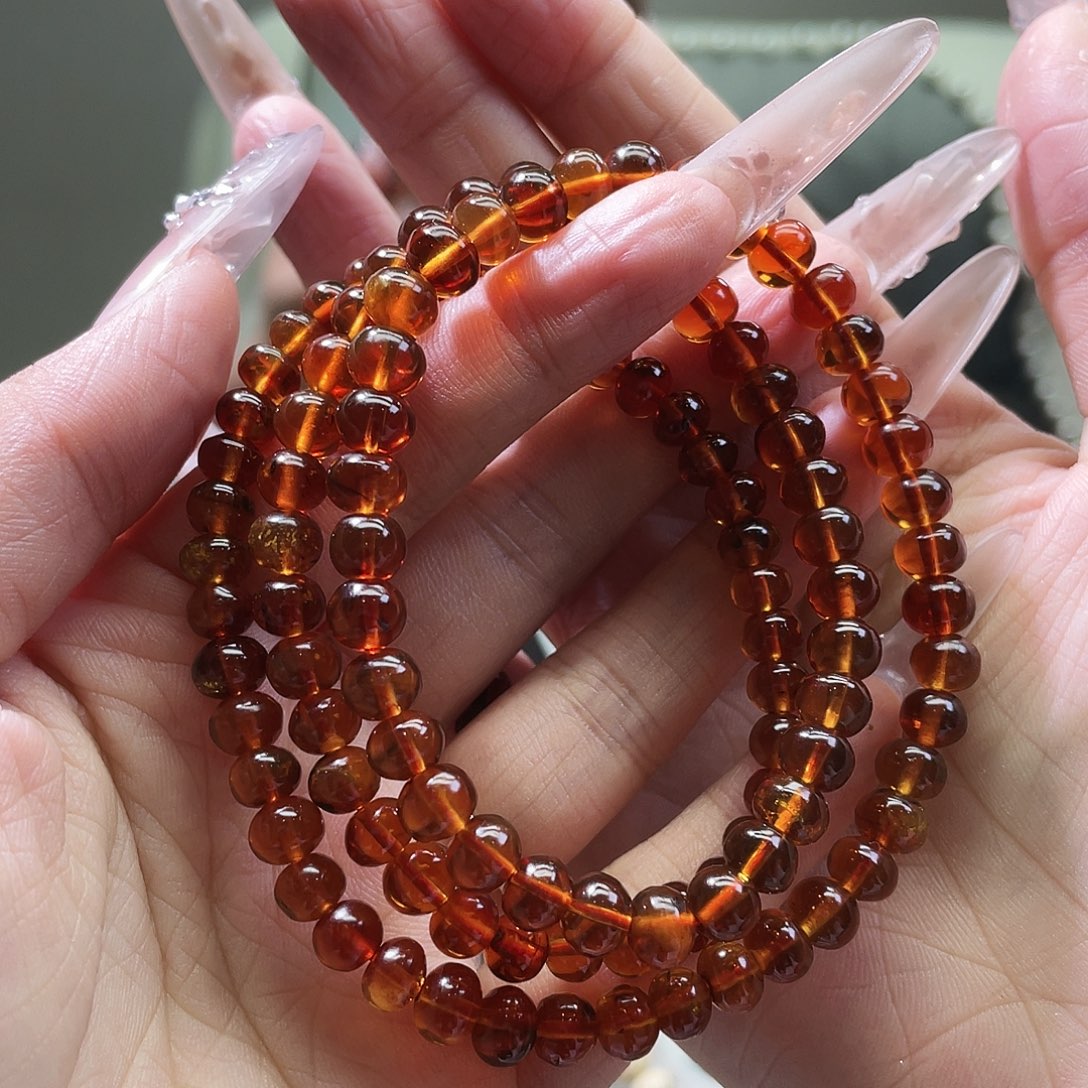 琥珀未镶嵌裸石6血珀