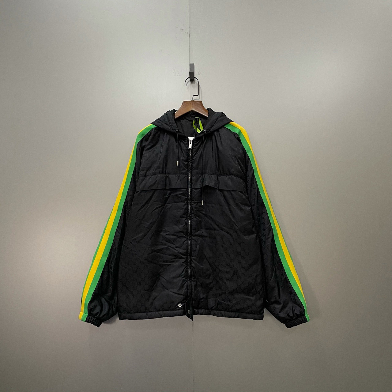 95新 GUCCI/古驰 (ll) 古驰 暗纹满印条纹连帽外套 48码