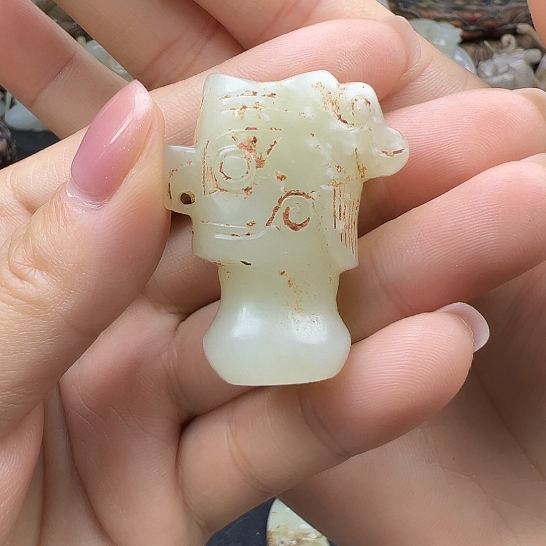 和田玉（糖玉）未镶嵌挂件