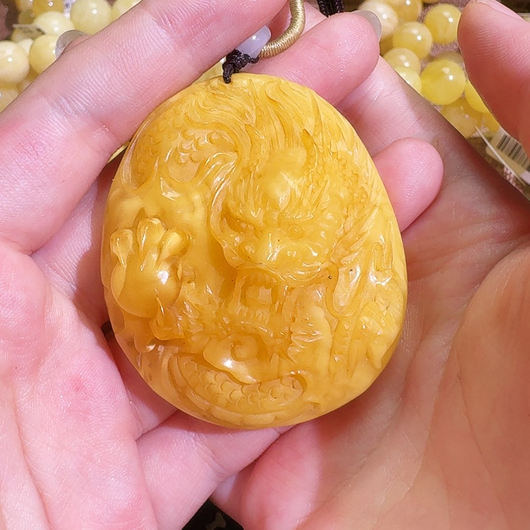 未镶嵌颈饰琥珀lhn013龙牌