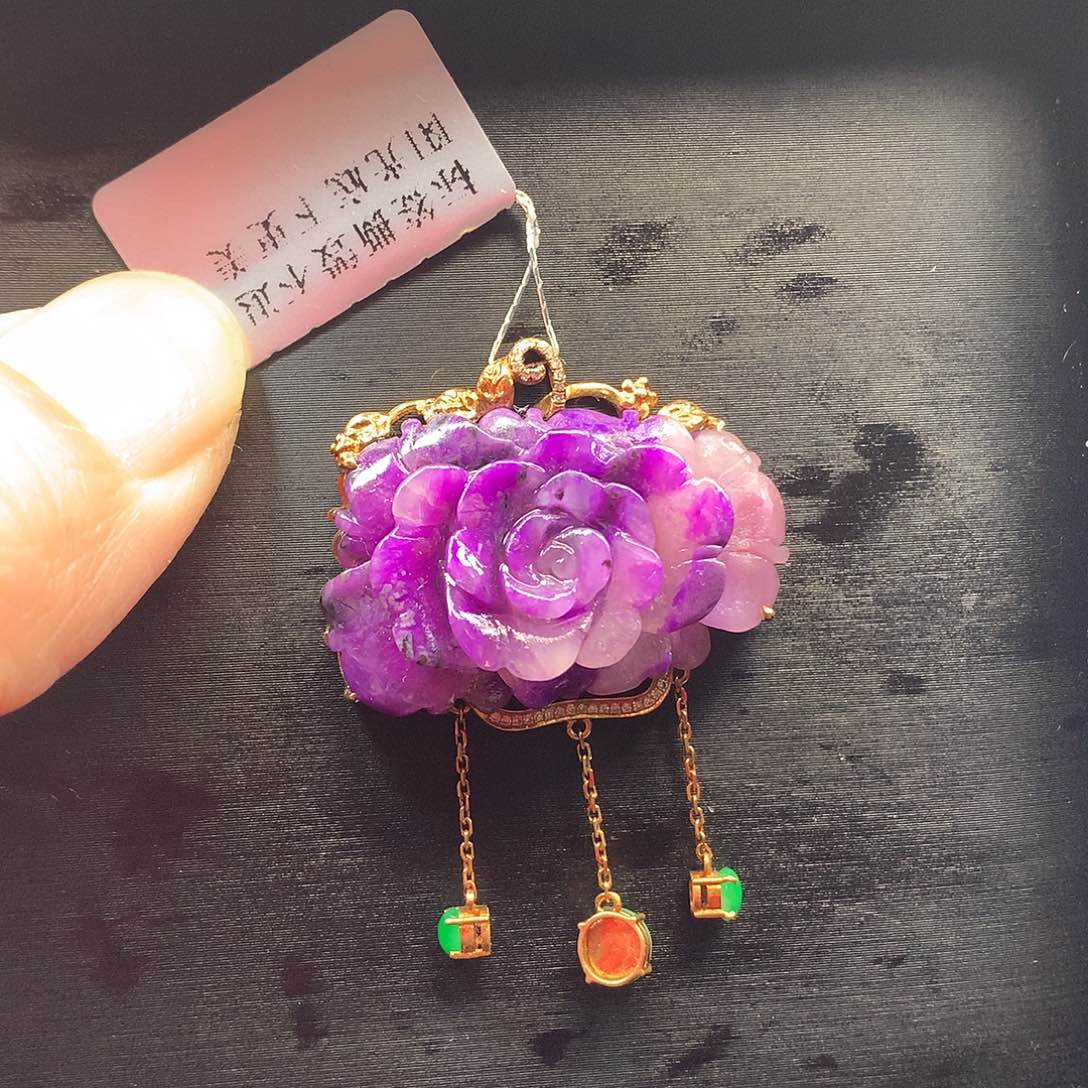 苏纪石（舒俱来）吊坠18K金镶嵌