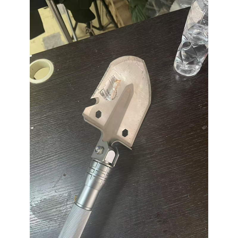 户外多功能工兵铲