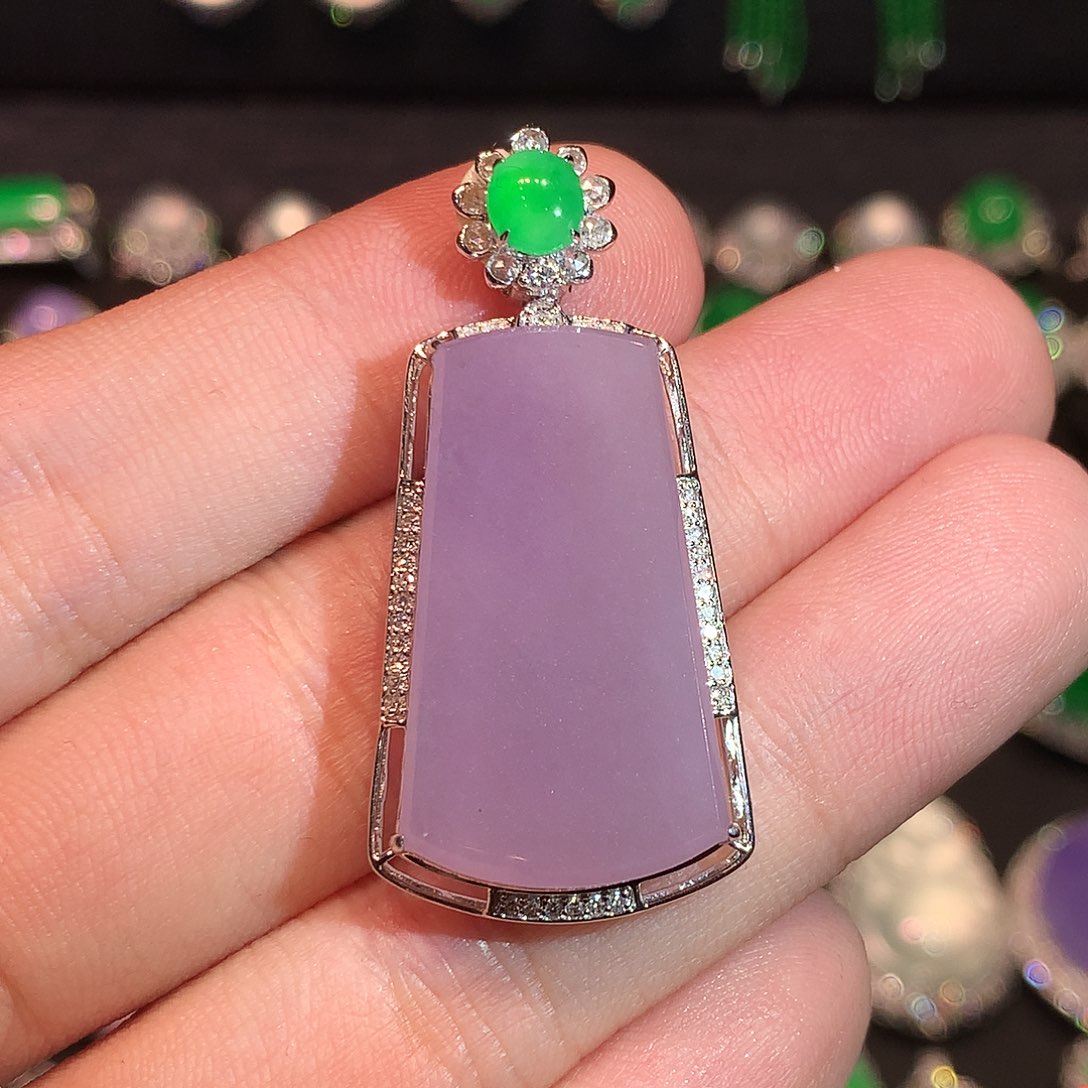 翡翠18K金镶嵌吊坠(赠链)满冰粉紫无事牌吊坠