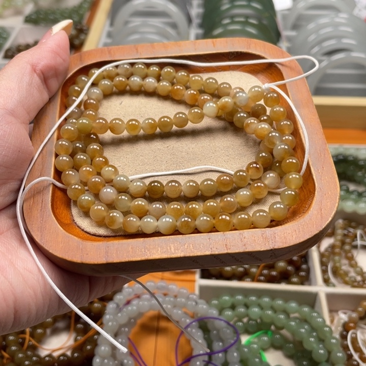 和田玉未镶嵌珠串6mm