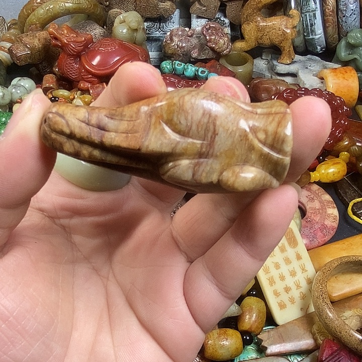 和田玉未镶嵌挂件