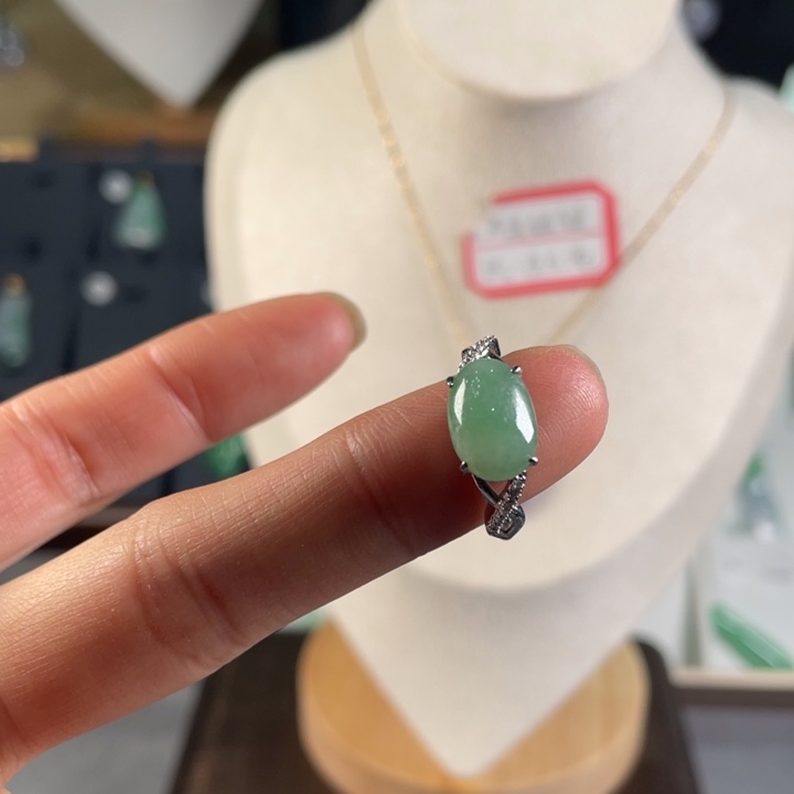 翡翠未镶嵌颈饰缅甸翡翠