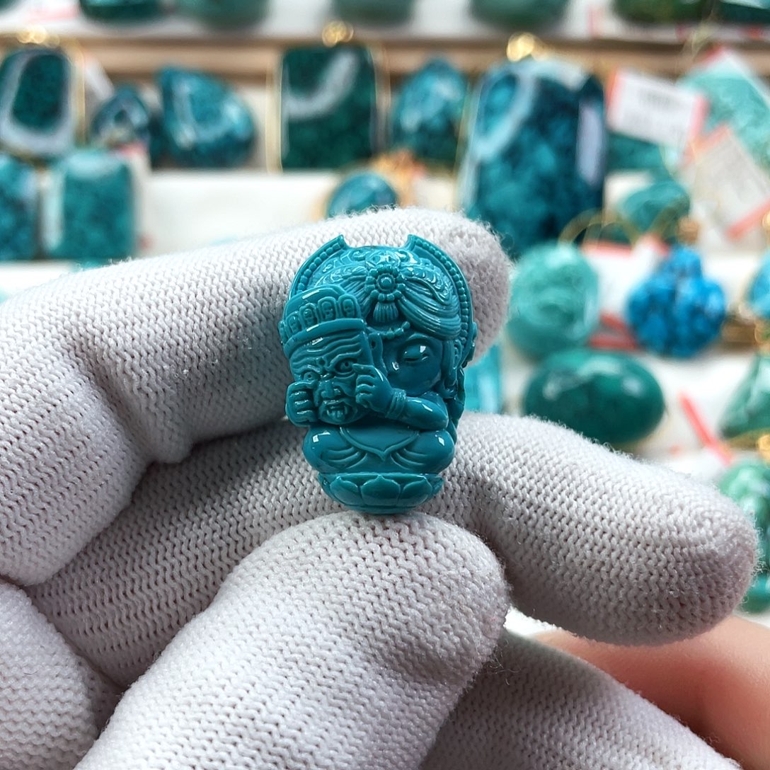 绿松石未镶嵌车挂