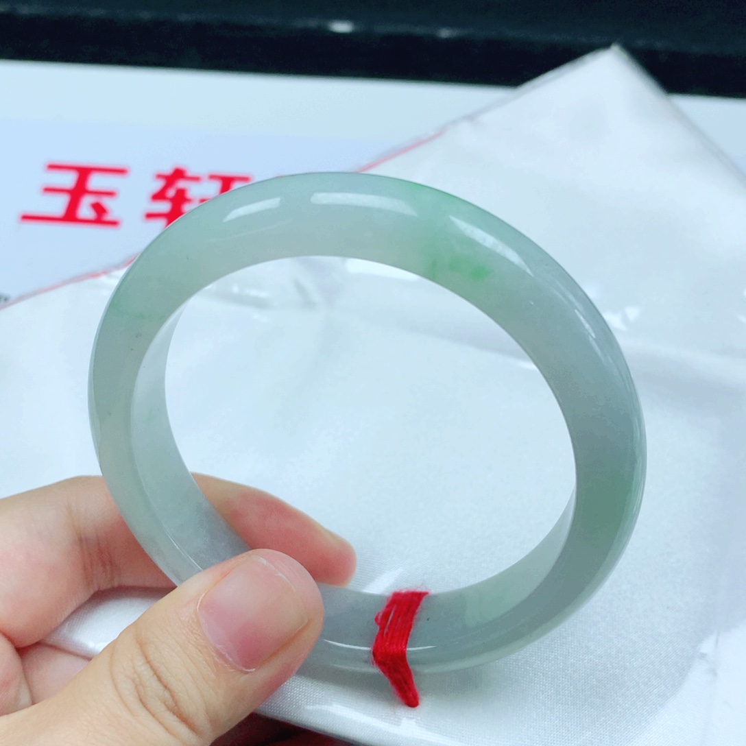 翡翠未镶嵌手镯圈口5455