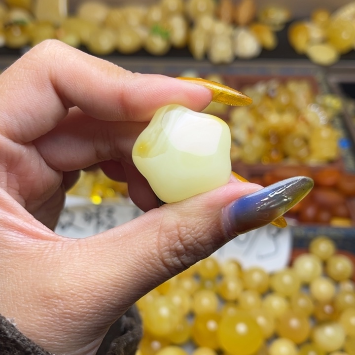 六***哥蜜蜡未镶嵌珠宝奇石天然蜜蜡星星