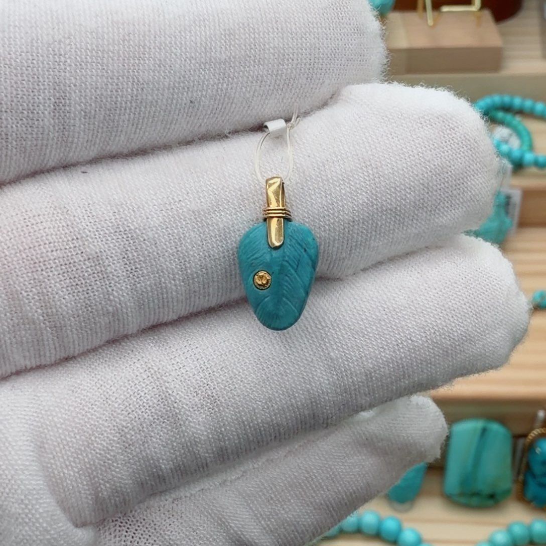 绿松石18K金镶嵌珠宝奇石