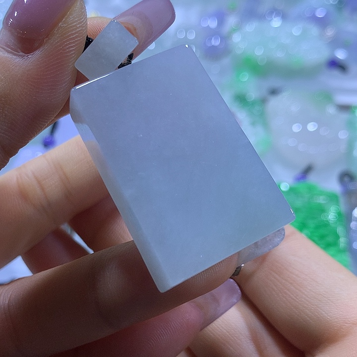 翡翠未镶嵌颈饰天然翡翠A货吊坠