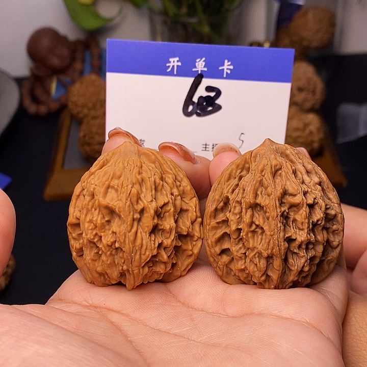 吊坠桃核虎头39无刀痕s