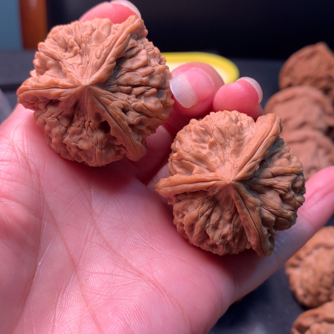 吊坠文玩核桃三楞