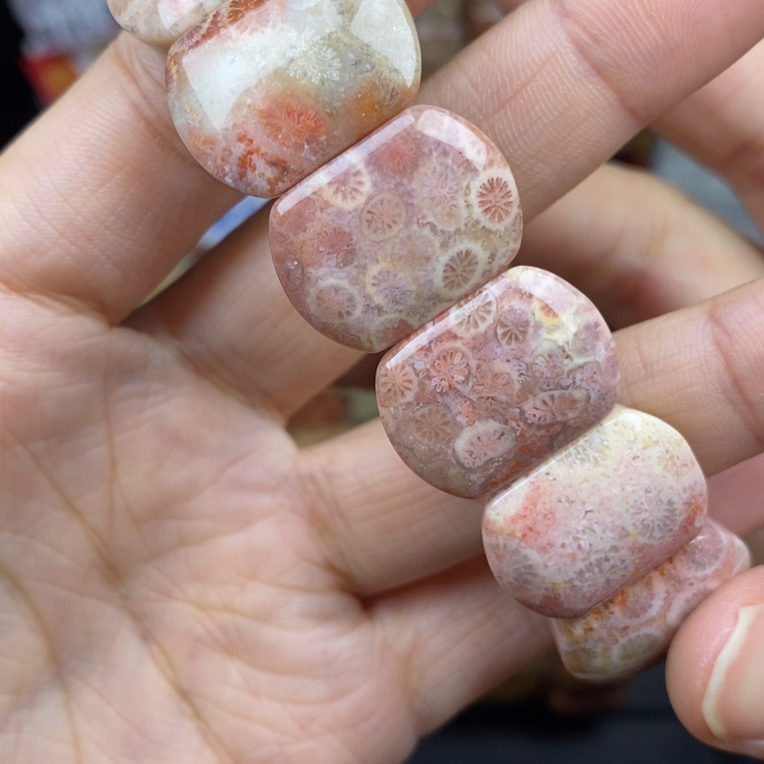 九****硅化玉未镶嵌手链