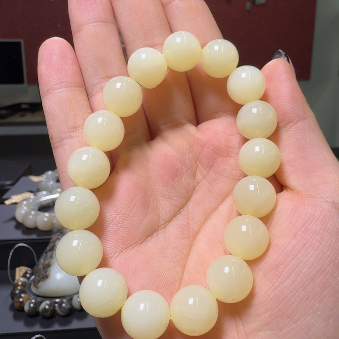 和田玉手链未镶嵌