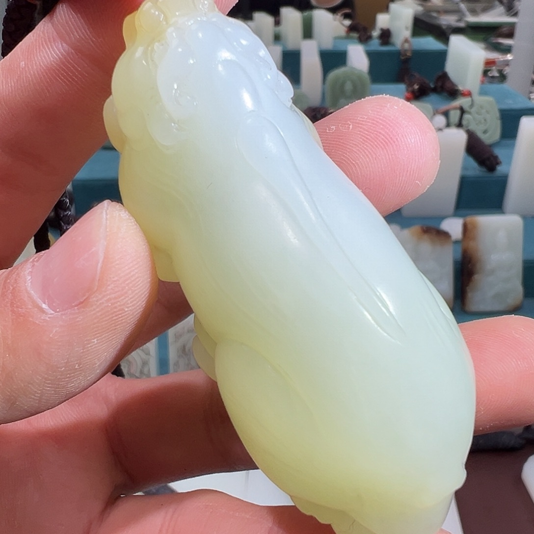 定制和田玉未镶嵌和田玉