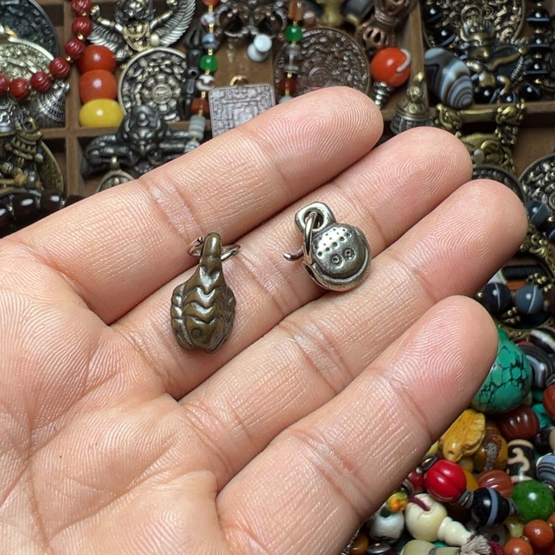 快***乐两个漂亮的小卡子