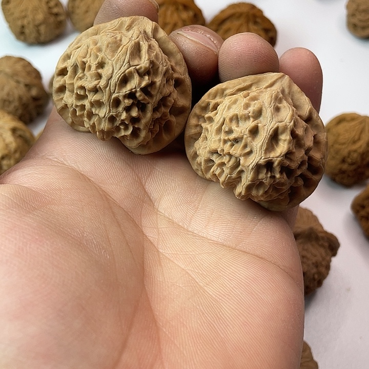 文玩核桃吊坠8宫灯43尺寸